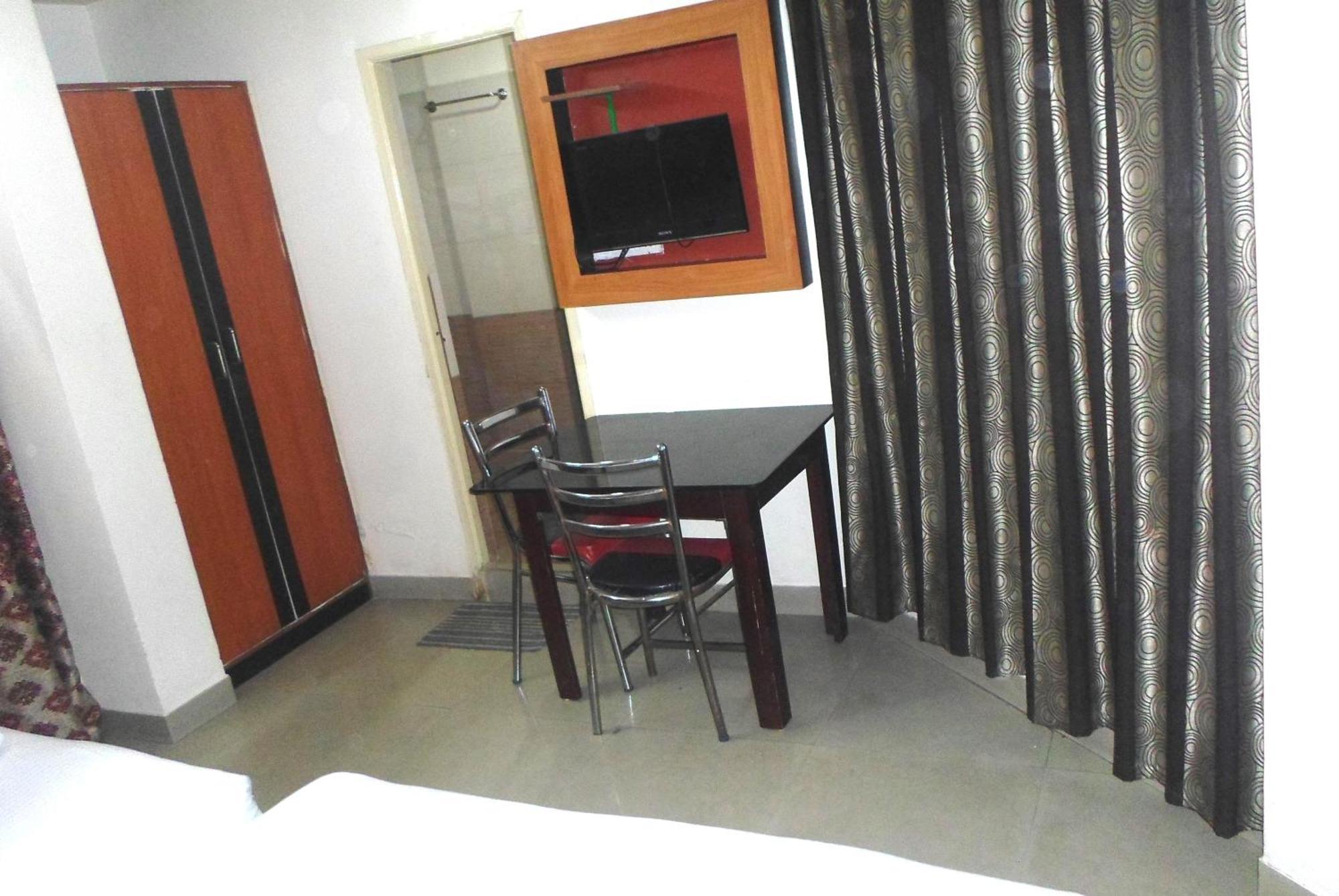 King Residency Hotel Bangalore Exterior photo