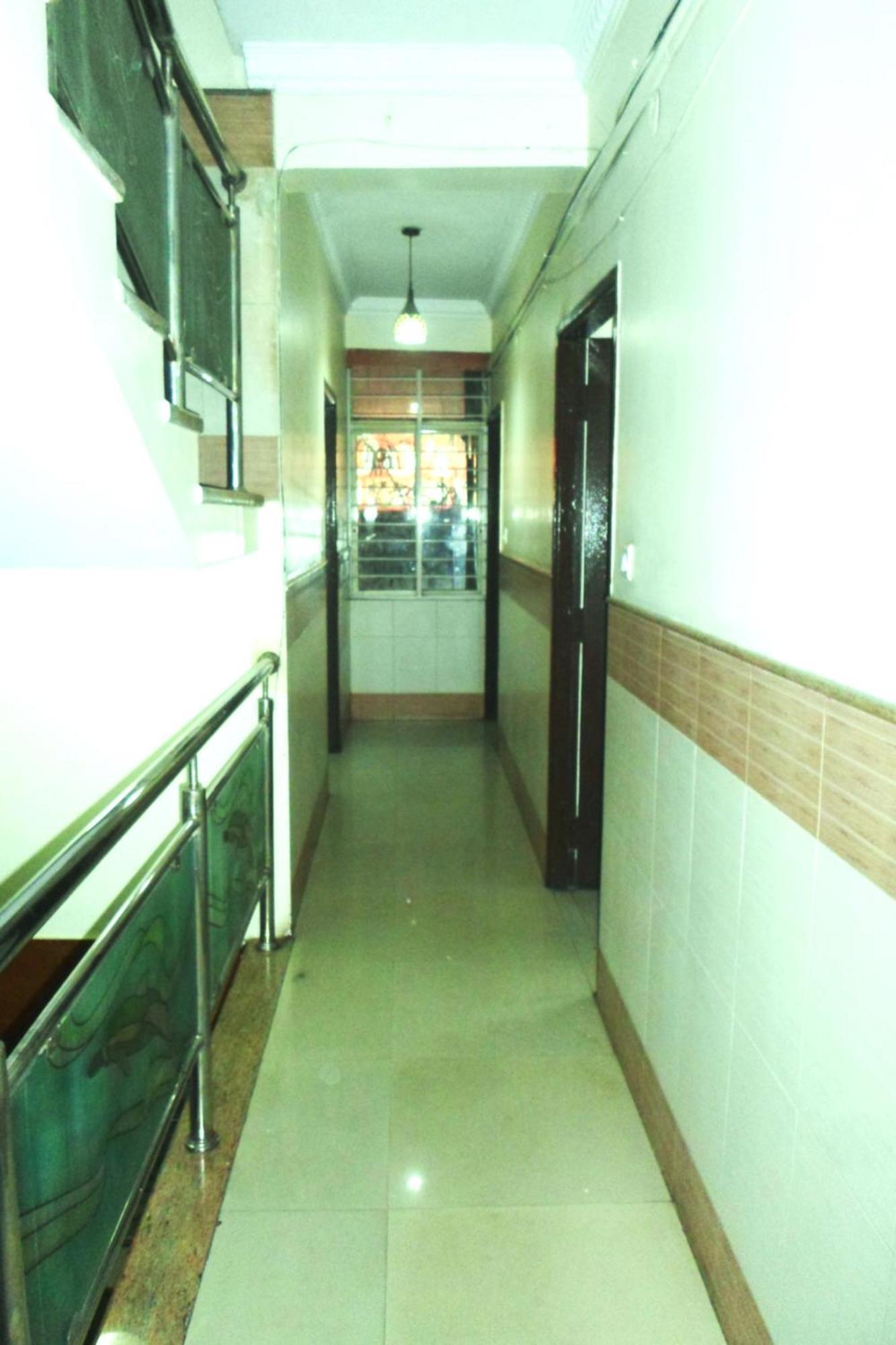 King Residency Hotel Bangalore Exterior photo
