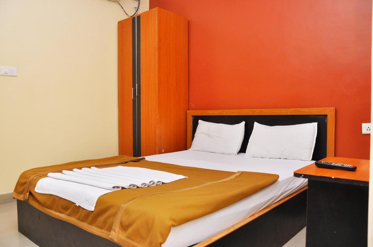King Residency Hotel Bangalore Exterior photo
